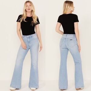 ROLLA’S East Coast Flare High Rise Jeans Organic Cotton Size 29 Light Wash